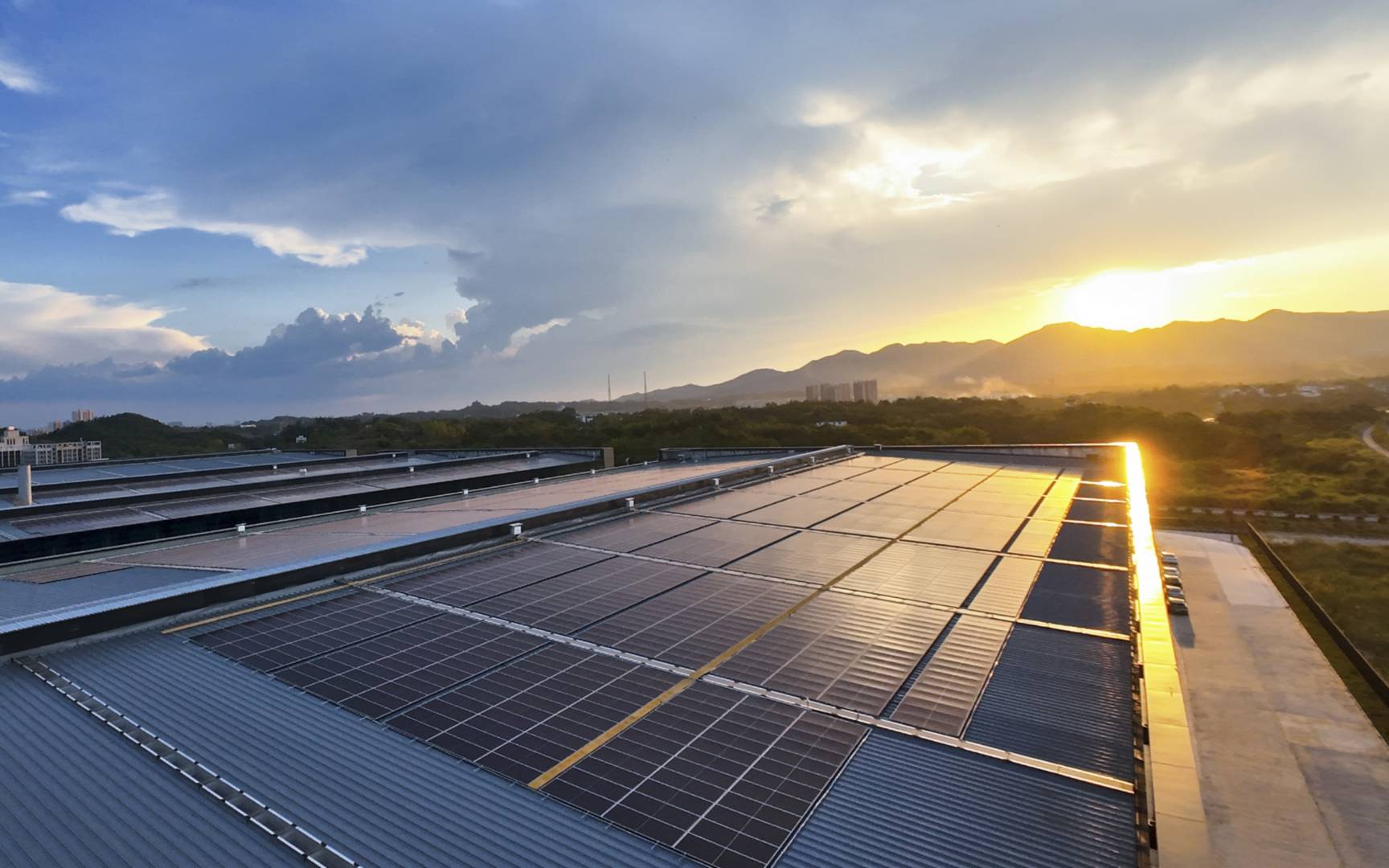 方大集團分布式光伏項目雙地落地，屋頂之上點亮綠色未來